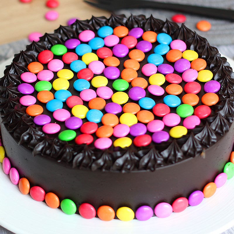 Round-Chocolate-Gems-Cake-9999610cb-230518-C