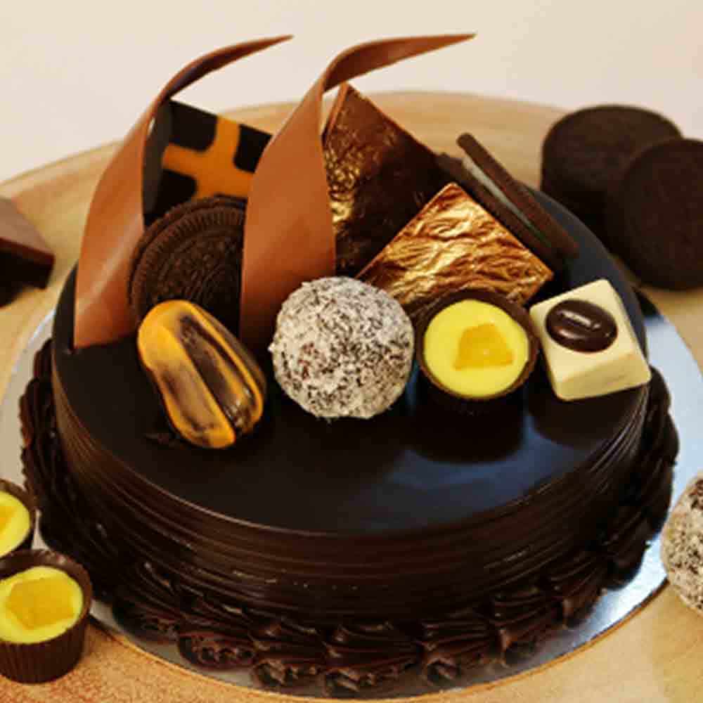 Pleasant Delight Chocolate Cake @ Best Price | Giftacrossindia