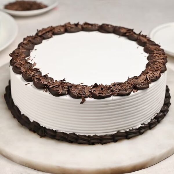 Delicious Choco Cream Cake For Husband birthday