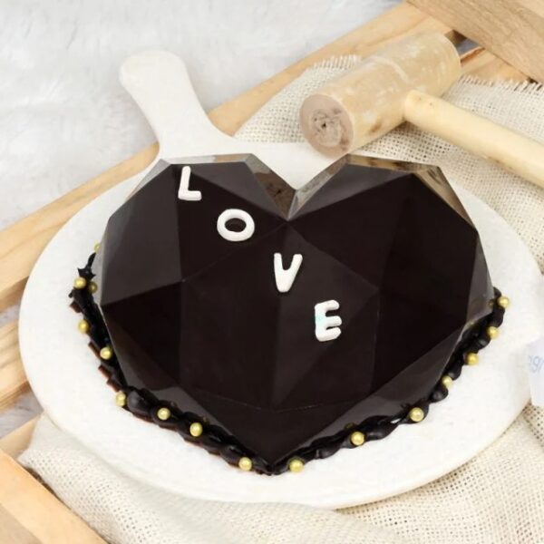 Chocolate Pinata cake For Hubby