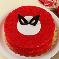Eye Catching Red Velvet Cake