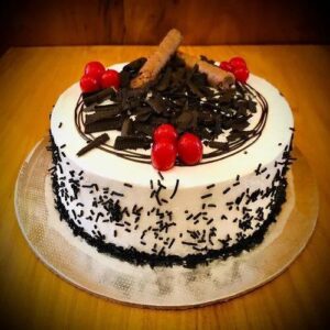 Half Kg Creamy Black Forest Cake