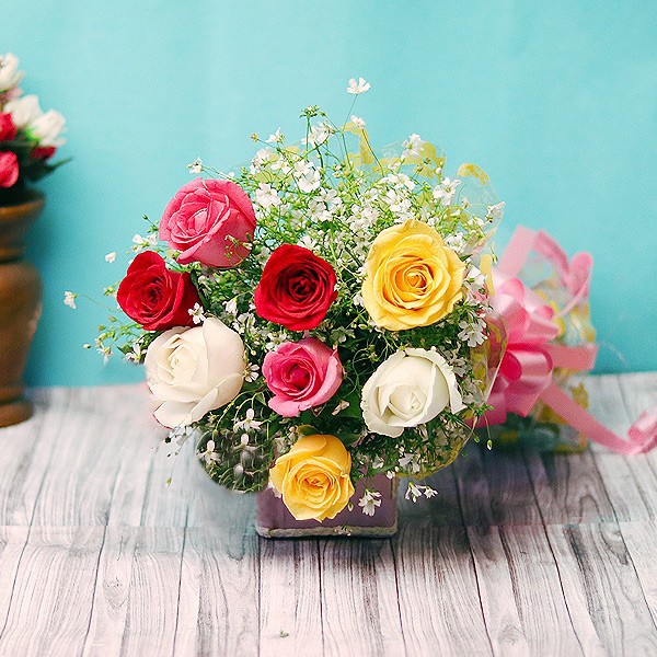 Multicolor Lovely Roses Bouquet
