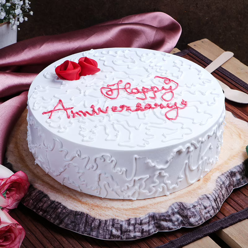 Elegant Anniversary Cake