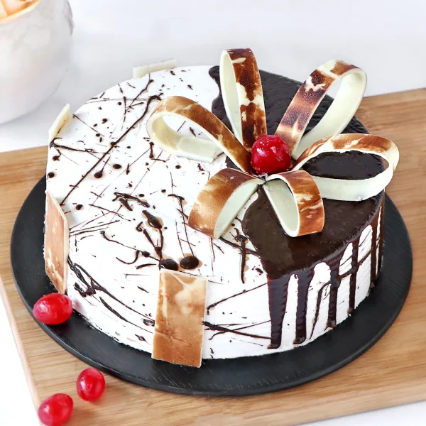 Vanilla Chocolate Fusion Cake