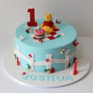 Winni The Pooh Dessigner Cake
